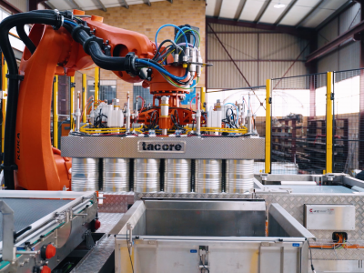 Destaller garra magnetica en robot de 4 ejes